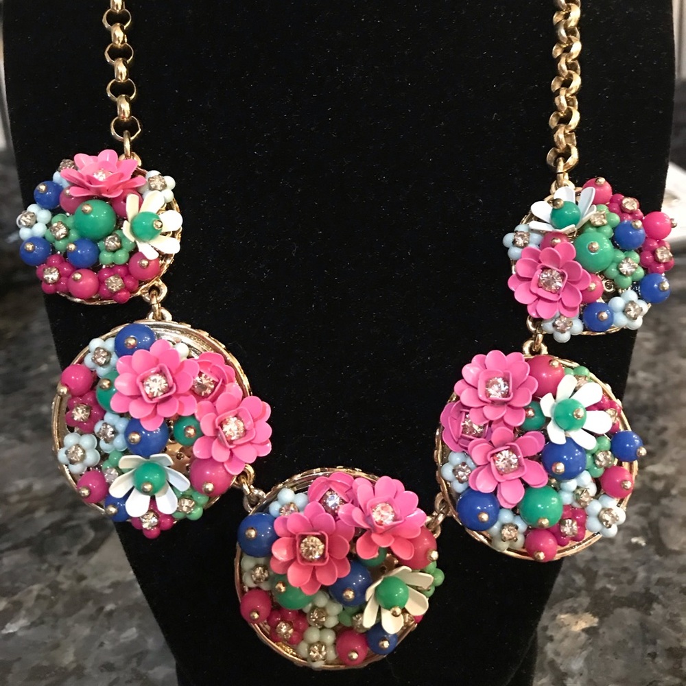 Stunning Talbots Floral Flower Statement Necklace - image 1